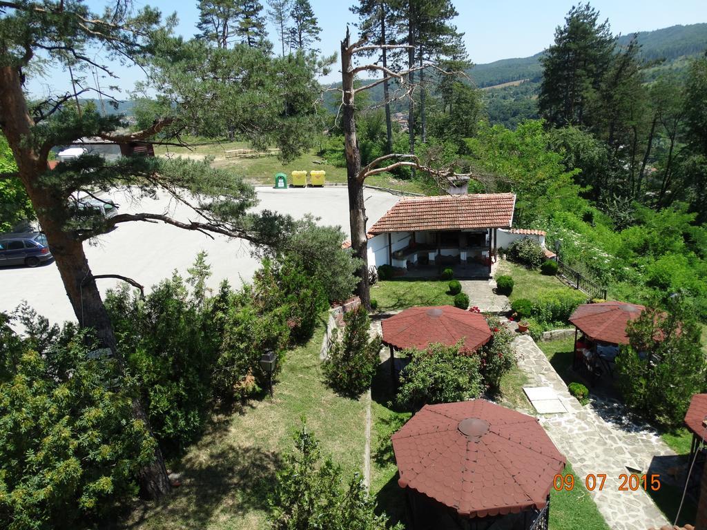Complex Brashlyan Hotel Tryavna Ngoại thất bức ảnh
